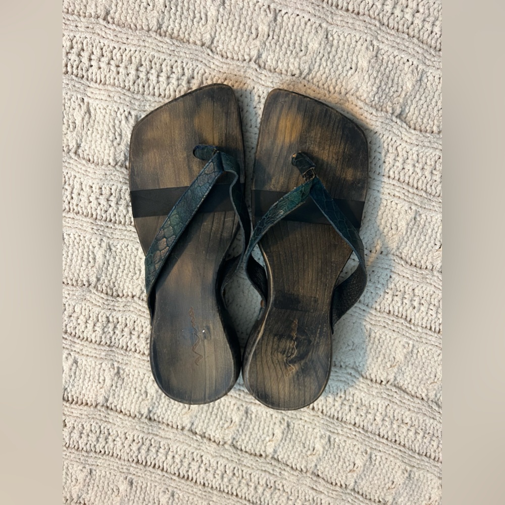 Nina wood sandal, women’s size 7